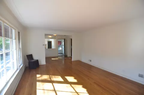 Living - 9832 S Leavitt St, Chicago, IL 60643 photo 1 of 3