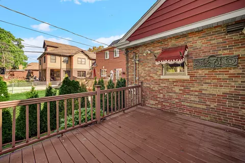 Exterior - 9832 S Leavitt St, Chicago, IL 60643 photo 5 of 7