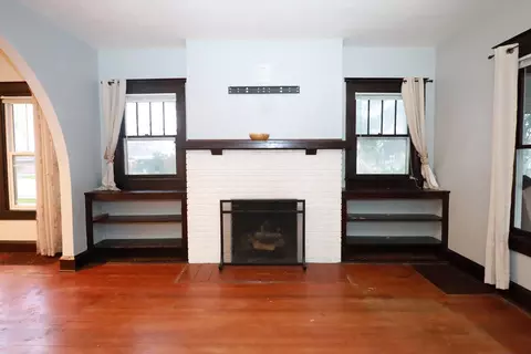 Living - 301 E Adams St, Towanda, IL 61776 photo 4 of 6
