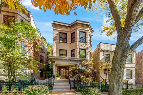 3625 N Magnolia Ave, Chicago, IL 60613