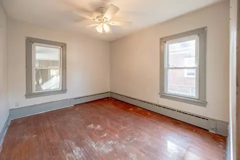 Bedroom - 731 Hammond Ave, Aurora, IL 60506 photo 2 of 3