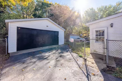 Exterior - 731 Hammond Ave, Aurora, IL 60506 photo 3 of 4