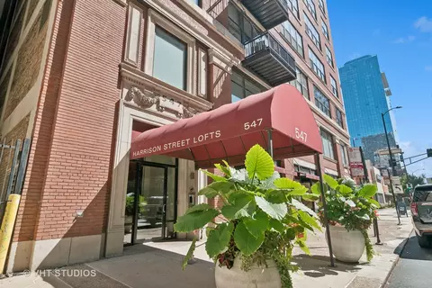 547 S Clark St #606, Chicago, IL 60605