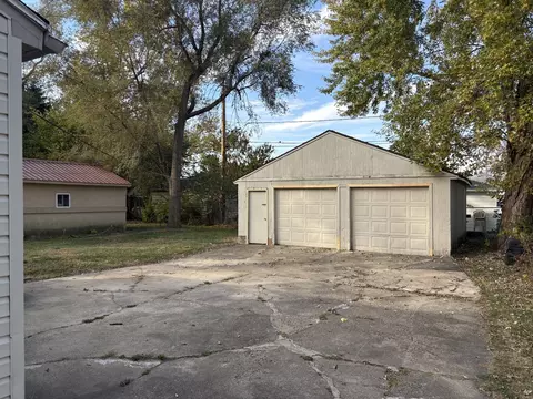 717 N Webster Cir, Kankakee, IL 60901 photo 2