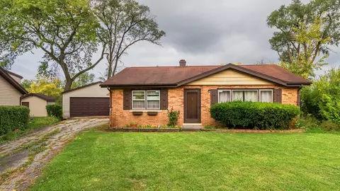 15936 Jamie Ct, Oak Forest, IL 60452