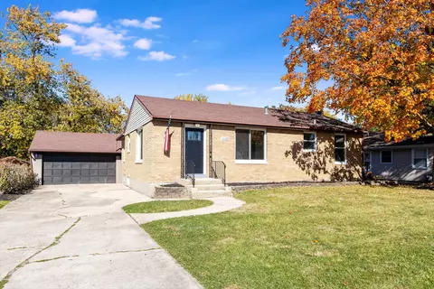 Exterior - 11122 Parker St, Mokena, IL 60448 photo 1 of 3