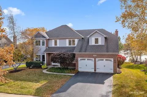 3508 Rollingridge Rd, Naperville, IL 60564