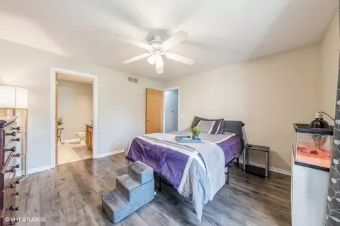 Bedroom - 1930 Matthew Ct #B, Elgin, IL 60123 photo 1 of 4