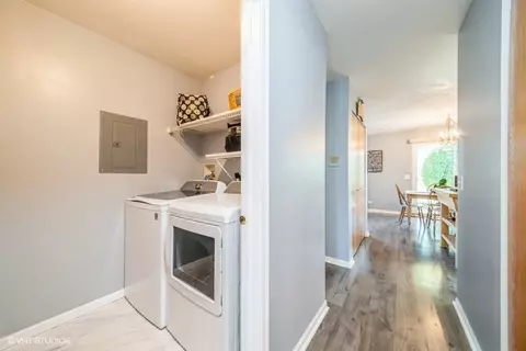 Other - 1930 Matthew Ct #B, Elgin, IL 60123 photo 1 of 7