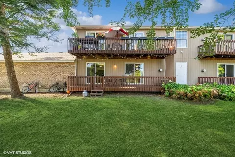 Other - 1930 Matthew Ct #B, Elgin, IL 60123 photo 7 of 7