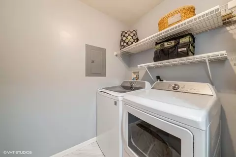Other - 1930 Matthew Ct #B, Elgin, IL 60123 photo 2 of 7