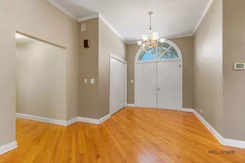 175 Rolling Knolls Ave, Elgin, IL 60120 photo 6