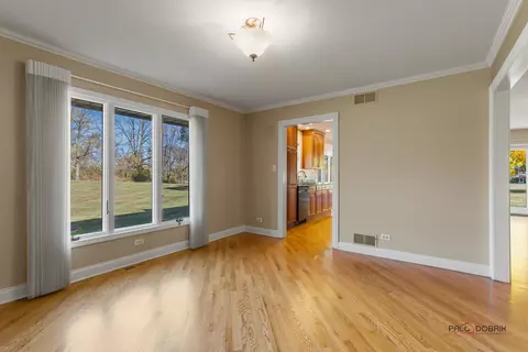 175 Rolling Knolls Ave, Elgin, IL 60120 photo 11