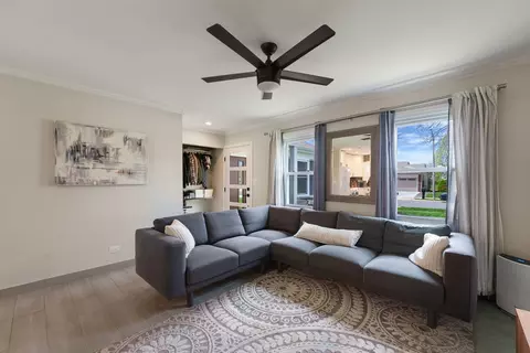 Living - 5045 Rochester Dr, Hoffman Estates, IL 60010 photo 3 of 3