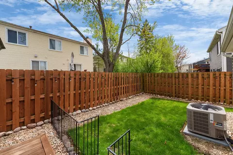 Exterior - 5045 Rochester Dr, Hoffman Estates, IL 60010 photo 3 of 6
