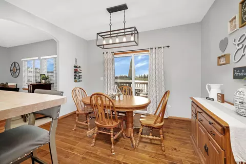 Dining - 1944 Waters Edge Dr, Minooka, IL 60447 photo 2 of 2