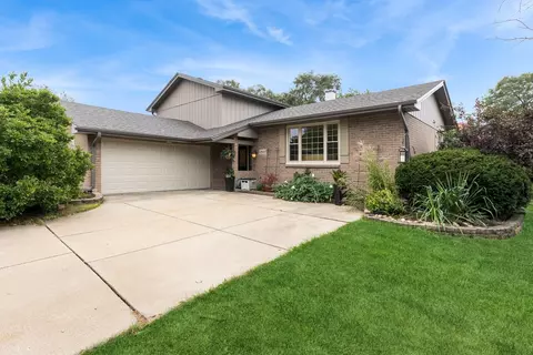12500 S Melvina Ave, Palos Heights, IL 60463