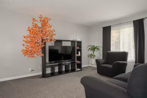 Living - 105 Nottingham Chase, Normal, IL 61761 photo 1 of 1