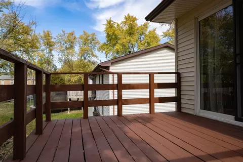 Exterior - 105 Nottingham Chase, Normal, IL 61761 photo 12 of 14