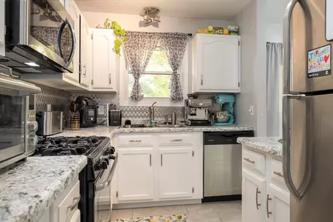 Kitchen - 105 Nottingham Chase, Normal, IL 61761 photo 2 of 2