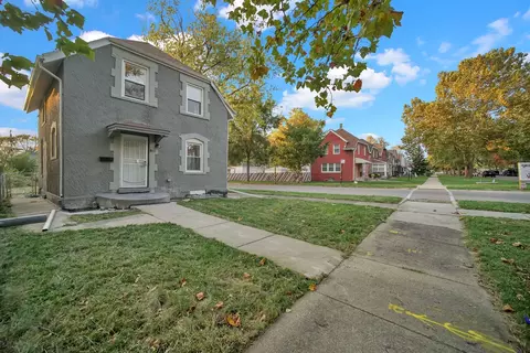 8802 S Michigan Ave, Chicago, IL 60619