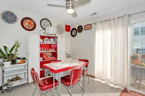 Dining - 1434 Fox Hound Trl #D, Beecher, IL 60401 photo 2 of 2