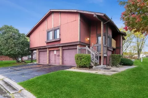 742 Manteca Ct #4, University Park, IL 60484