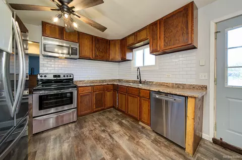 22729 Frederick Rd, Steger, IL 60475 photo 7