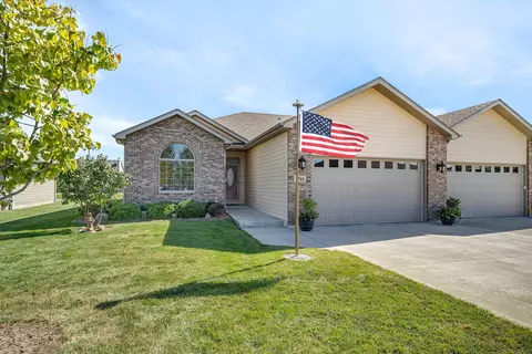 1761 Red Willow Rd, Morris, IL 60450