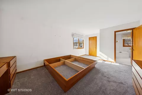 Bedroom - 1470 Mccormick Pl, Wheaton, IL 60189 photo 2 of 4