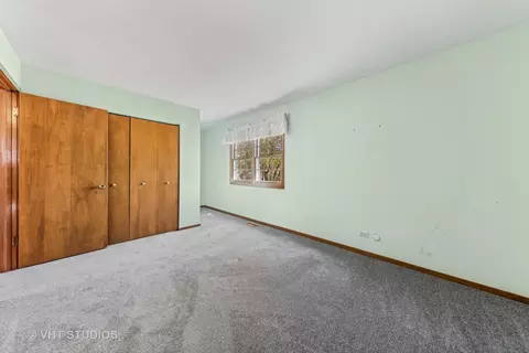 Bedroom - 1470 Mccormick Pl, Wheaton, IL 60189 photo 3 of 4