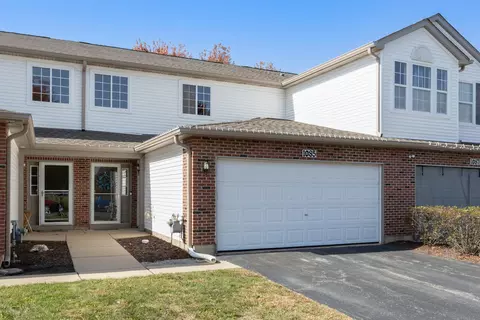 1085 Dalton Ave, Yorkville, IL 60560