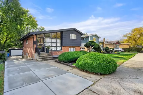 1215 E 85th St, Chicago, IL 60619