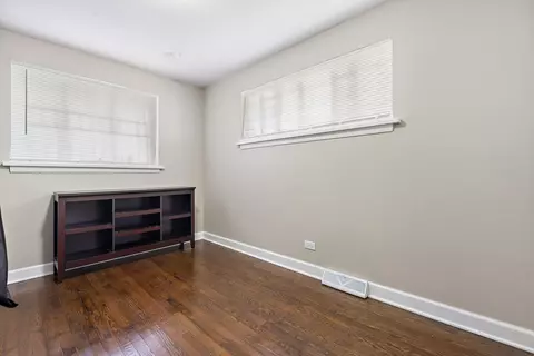 Bedroom - 1215 E 85th St, Chicago, IL 60619 photo 3 of 4