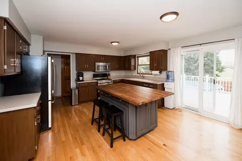 Kitchen - 24833 Burdick Rd, Plainfield, IL 60585 photo 2 of 3