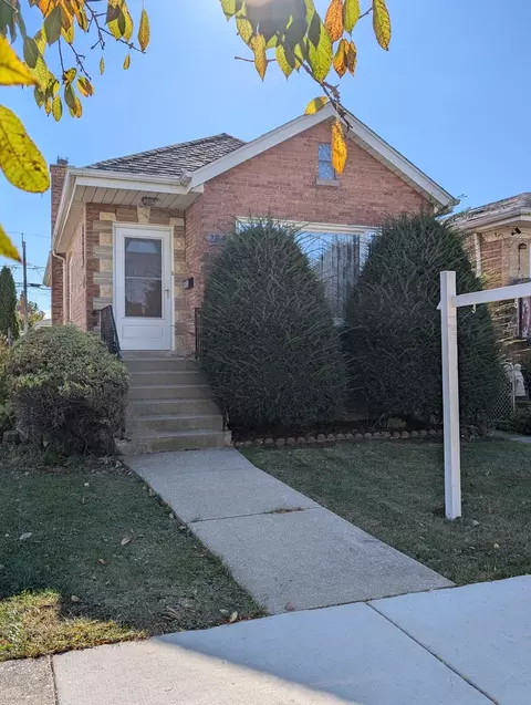 3841 W 55th Pl, Chicago, IL 60629