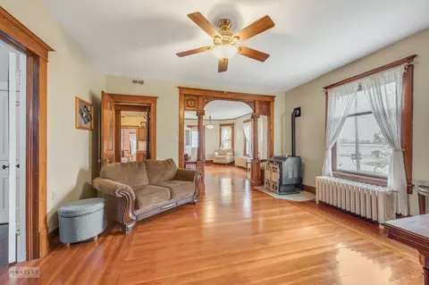 3714 E 28th Rd, Sheridan, IL 60551 photo 9
