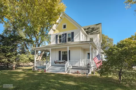 3714 E 28th Rd, Sheridan, IL 60551