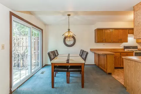 Dining - 1717 Ardmore Ln, Wheaton, IL 60189 photo 1 of 1