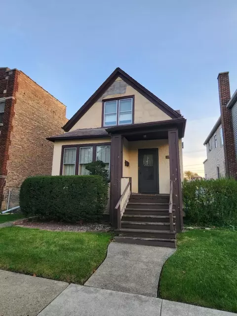 4929 W Berenice Ave, Chicago, IL 60641