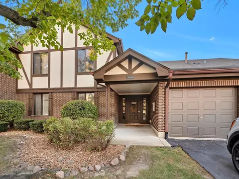 18060 Royal Oak Ct #5, Tinley Park, IL 60477