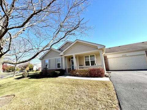 21515 Lake St Clair Dr, Crest Hill, IL 60403