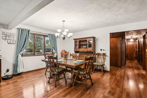 402 E 2nd St, Herscher, IL 60941 photo 5