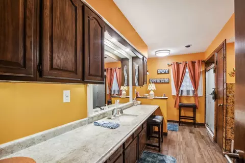 402 E 2nd St, Herscher, IL 60941 photo 11