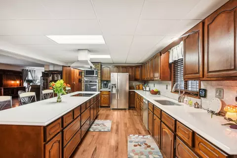 402 E 2nd St, Herscher, IL 60941 photo 7