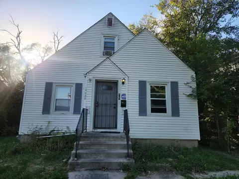 15028 Lexington Ave, Harvey, IL 60426