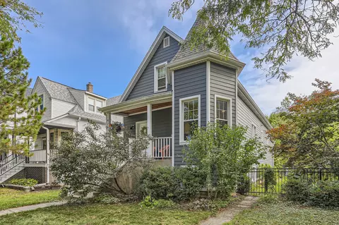 4247 N Avers Ave, Chicago, IL 60618