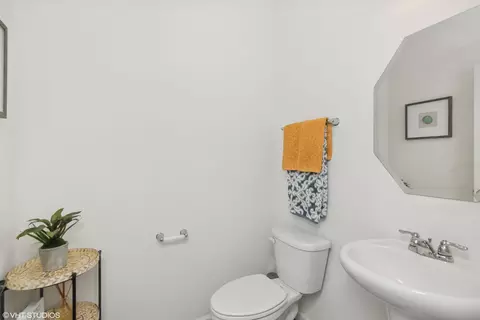 451 Alpine Dr, Algonquin, IL 60102 photo 3