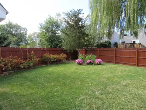 1850 Gleneagle Cir, Elgin, IL 60123 photo 26