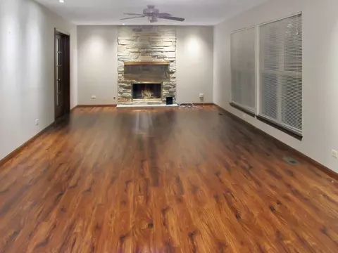 1850 Gleneagle Cir, Elgin, IL 60123 photo 7